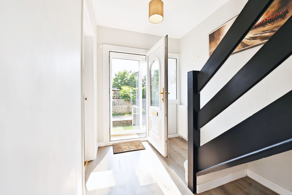 Entrance Hall- click for photo gallery